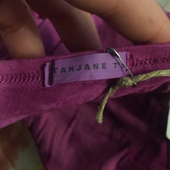 XS LOVE TANJANE T EE24 2542 - Picture 6 of 6